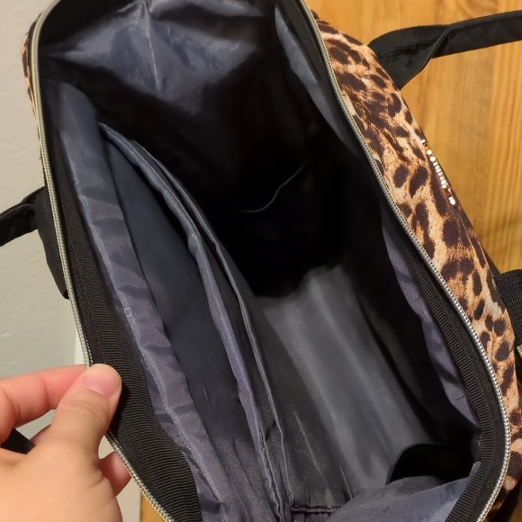 Leopard Backpack - Picture 4 of 6